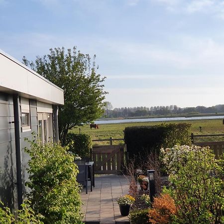 Cottage Geestmerambacht, Een Nieuw Vrijstaande Sfeervol En Landelijk Gelegen Vakantiewoning Koedijk Εξωτερικό φωτογραφία