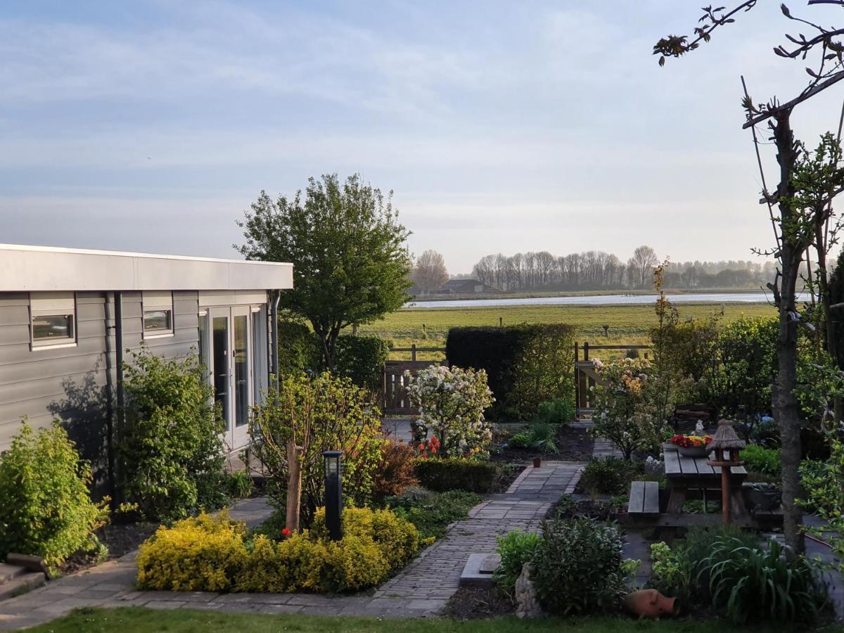 Cottage Geestmerambacht, Een Nieuw Vrijstaande Sfeervol En Landelijk Gelegen Vakantiewoning Koedijk Εξωτερικό φωτογραφία